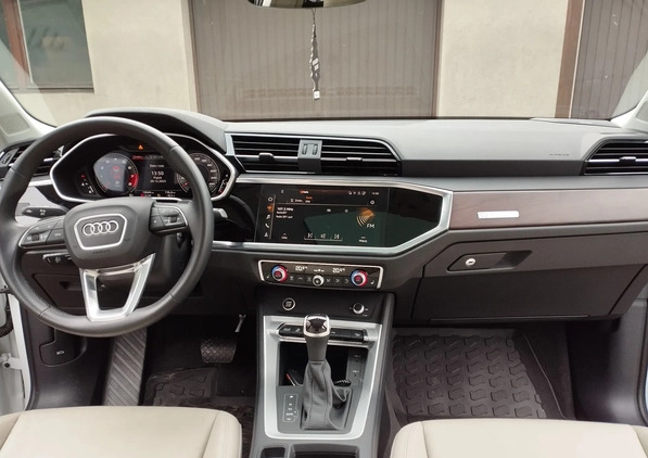 Audi Q3 cena 155900 przebieg: 11187, rok produkcji 2022 z Oborniki małe 352